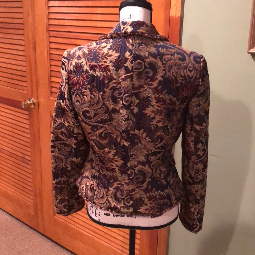 Cache Jacket - image 2